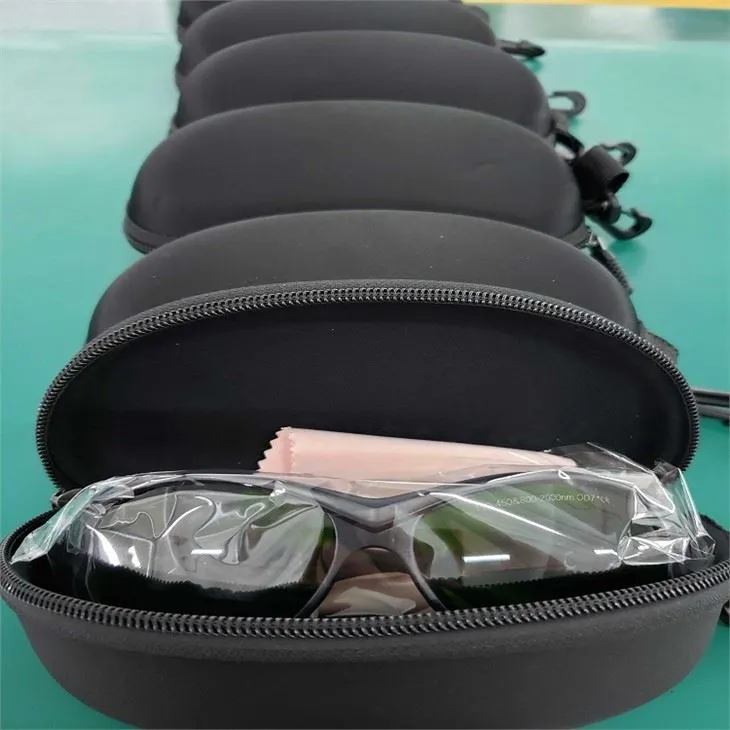 لیزر محافظ Goggle